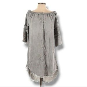 Billy T Gray Shirt Dress Size S Off The Shoulder Button Back‎ Embroidery Raw Hem